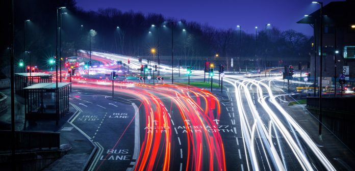 autostrada-notte_2400x1160